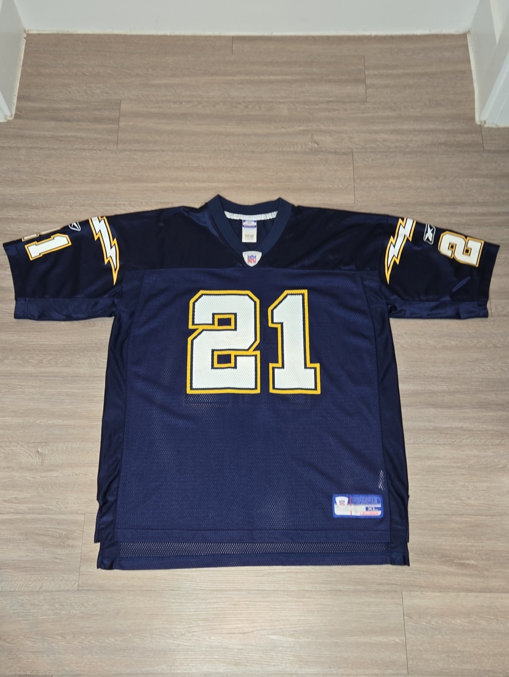 Vintage Diego Chargers NFL Reebok Jersey #21 Men's Size XL